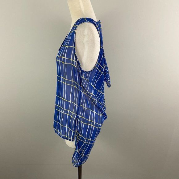 SWEET RAIN Blue & Yellow Plaid Open Back Blouse‎ - Picture 4 of 8